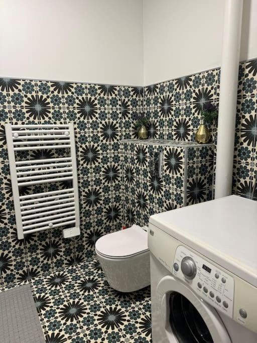 Appartement Eloi - 1 Chambre Mont-de-Marsan Exteriör bild